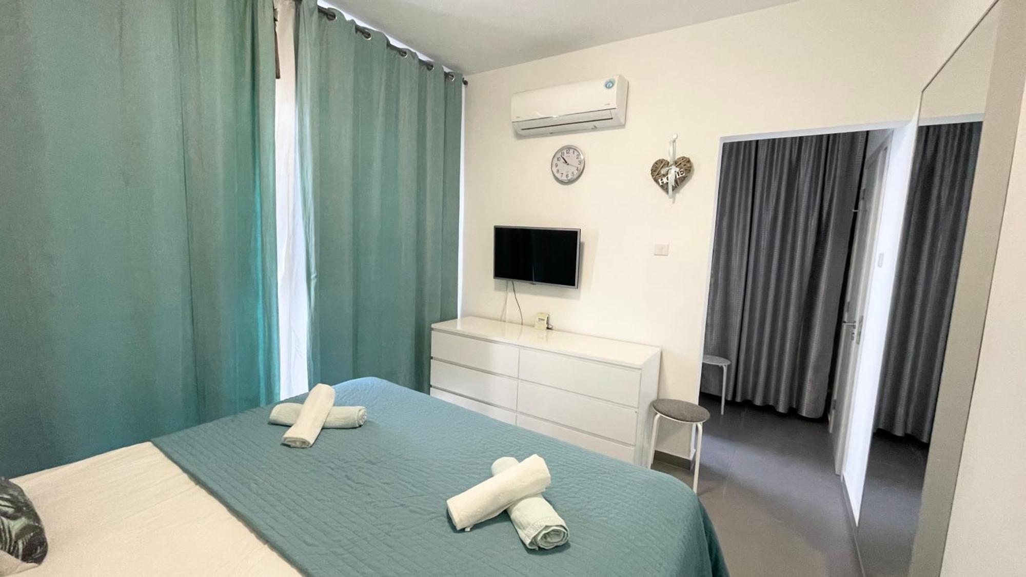 VILLA KOLIBRI cd1 MYTHICAL SANDS RESORT Paralimni Exterior foto